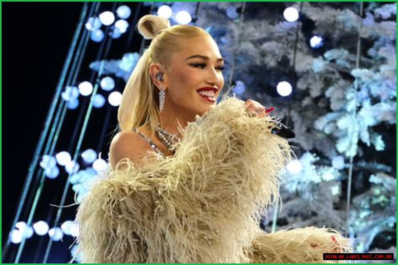 Gwen Stefani 2024 Age: A Deep Dive Into The Life Of The Pop Icon